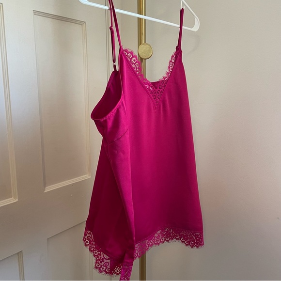 AND NWT Magenta Cami Tank Lace Trim & Adjustable Spaghetti Straps - Picture 5 of 17